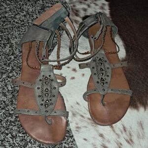 Stylish Gray Sandals for Women